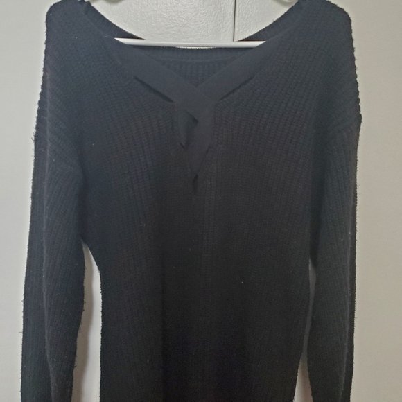 Black Sweater with back detail - Picture 1 of 2